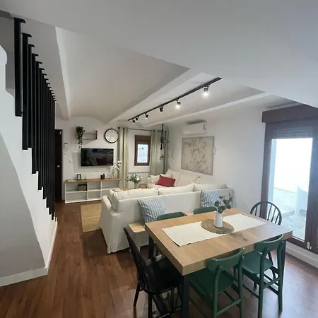 La Casa De La Calzada Holiday home Simancas